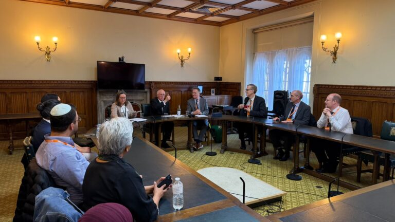 Business and FoRB Event Explores Faith-Friendly Workplaces in Parliament